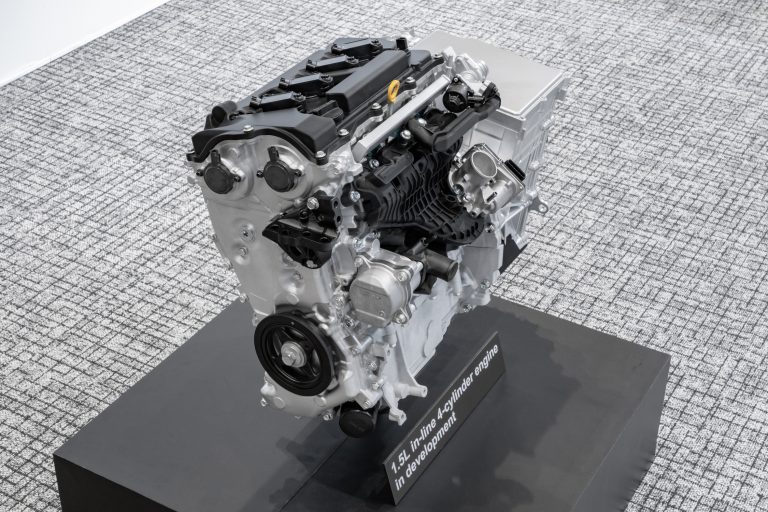 Esta nueva familia de motores de Toyota estarán en todos sus sistemas de propulsión… ¡hasta en eléctricos!