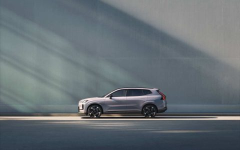 volvo xc70 phev 16