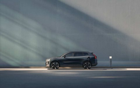 volvo xc70 phev 19