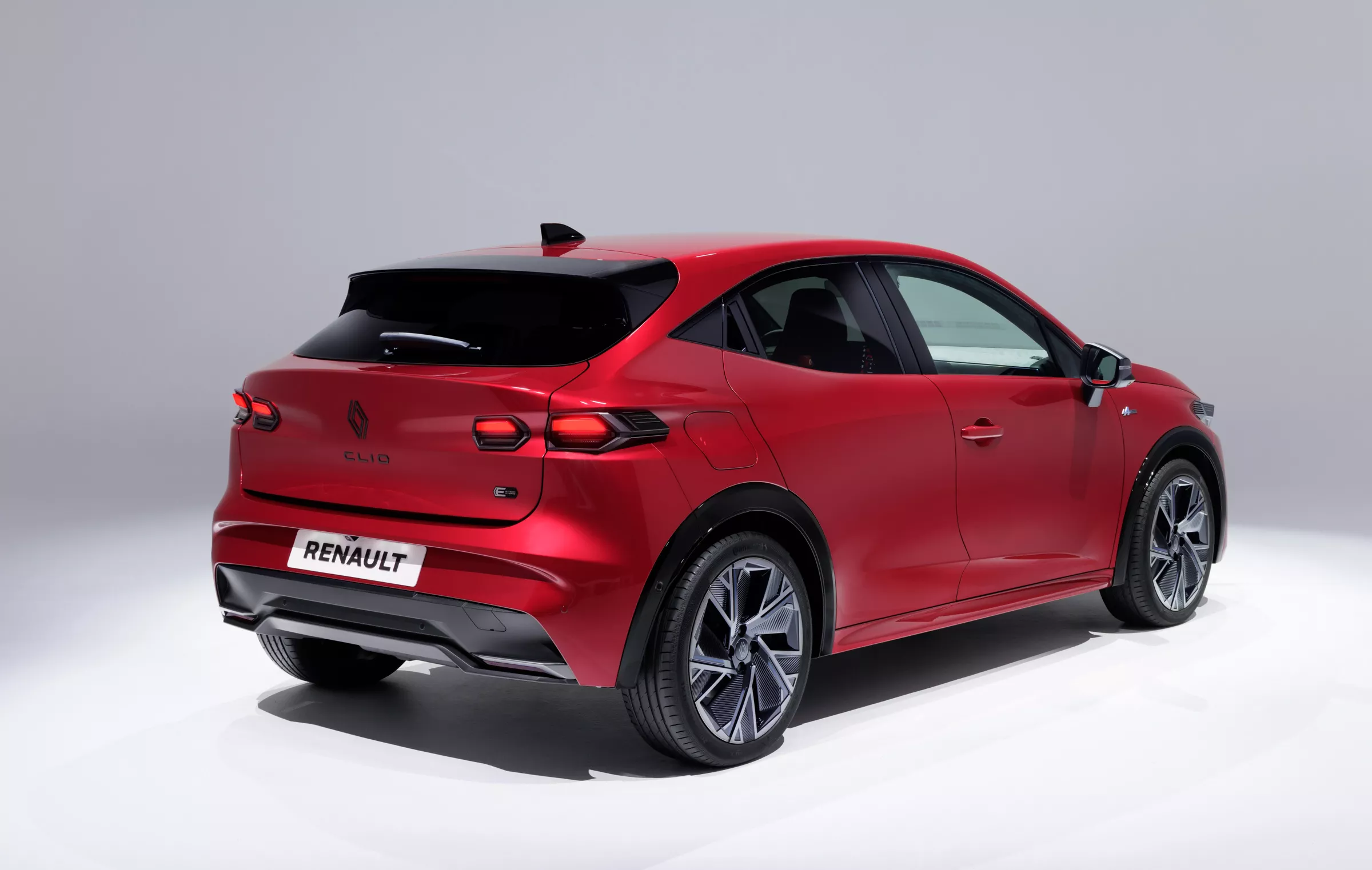 2026 renault clio 00019