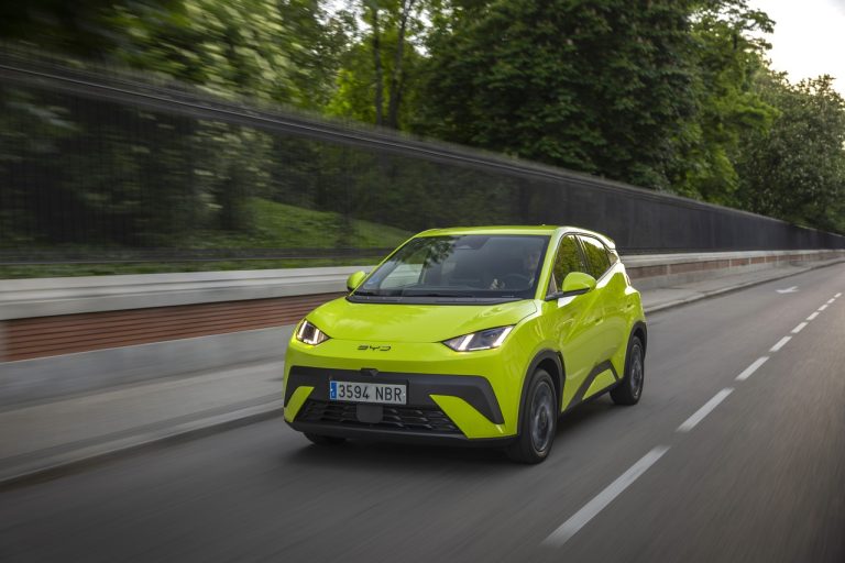 BYD sigue con su ofensiva europea: el Dolphin Surf será el primer modelo fabricado en suelo europeo