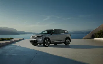 El Mitsubishi Eclipse Cross se reinventa: sigue siendo un SUV, pero ahora es un Scénic E-Tech con otro traje mitsubishi eclipse cross ev 0001 scaled