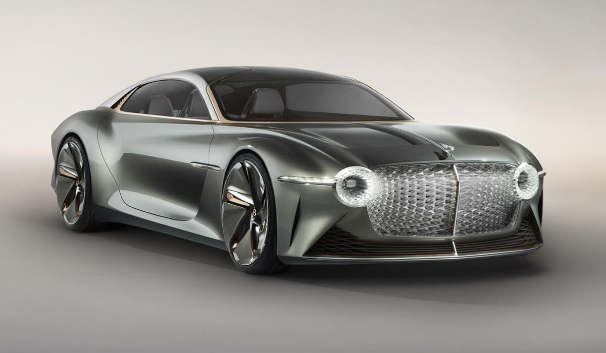 Bentley vuelve a cambiar sus planes de electrificación: seguirá apostando por los motores de combustión
