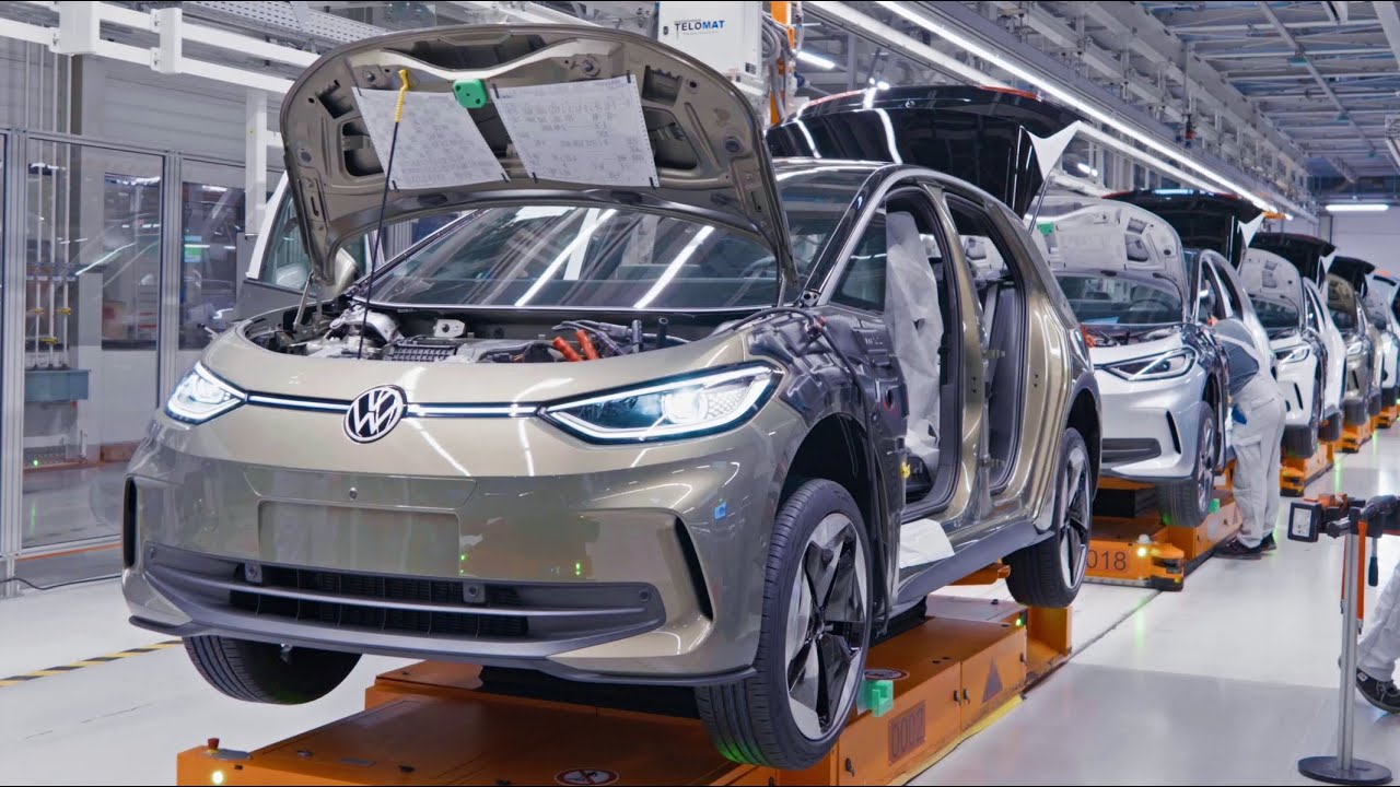 Volkswagen parará la producción de coches eléctricos en algunas de sus plantas… mientras que se baten récords de ventas en Europa