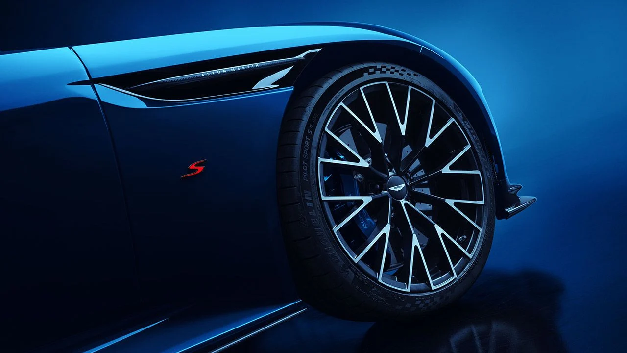 aston martin db12 s nueva version mas deportiva potente 2025110421 1759908294 8