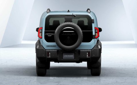 toyota fj 16