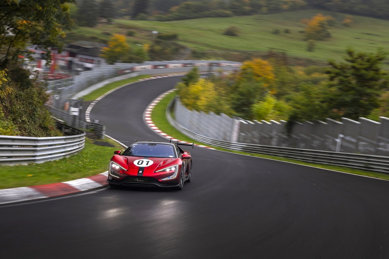 Otra marca china acaba de volver a romper un récord eléctrico en Nürburgring: 6:59,157 minutos