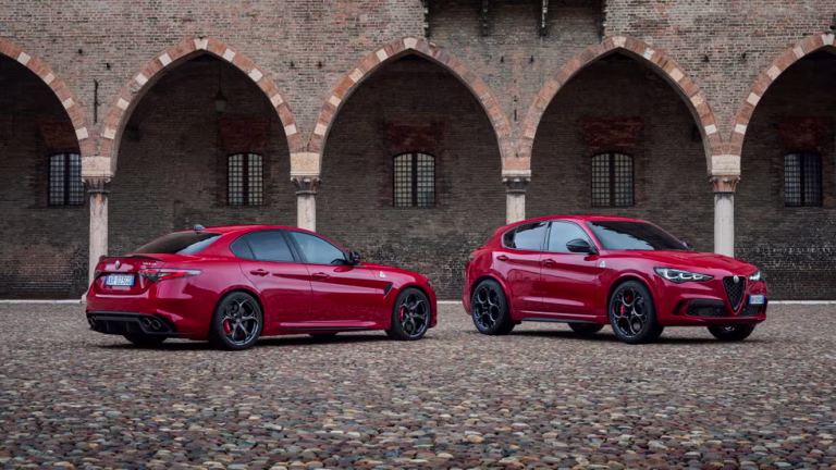 Esta marca italiana seguirá apostando por modelos de combustión y estira dos de sus veteranos modelos hasta 2027