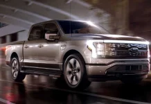 Ford paraliza el F-150 Lightning y apuesta por gasolina e híbridos 2022 ford f 150 lightning side view