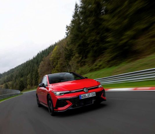 El Volkswagen Golf GTI Edition 50 es el más potente de la historia… y ya tiene precio en Alemania volkswagen golf gti 50 aniversario 1