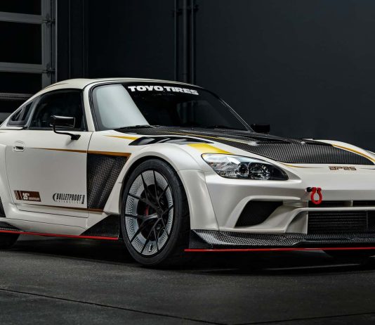 Este Honda S2000 llega a 9.300 vueltas, una dieta a base de fibra de carbono y lo verás en el SEMA Show 2025 honda s2000 bp25 by bulletproof automotive 14