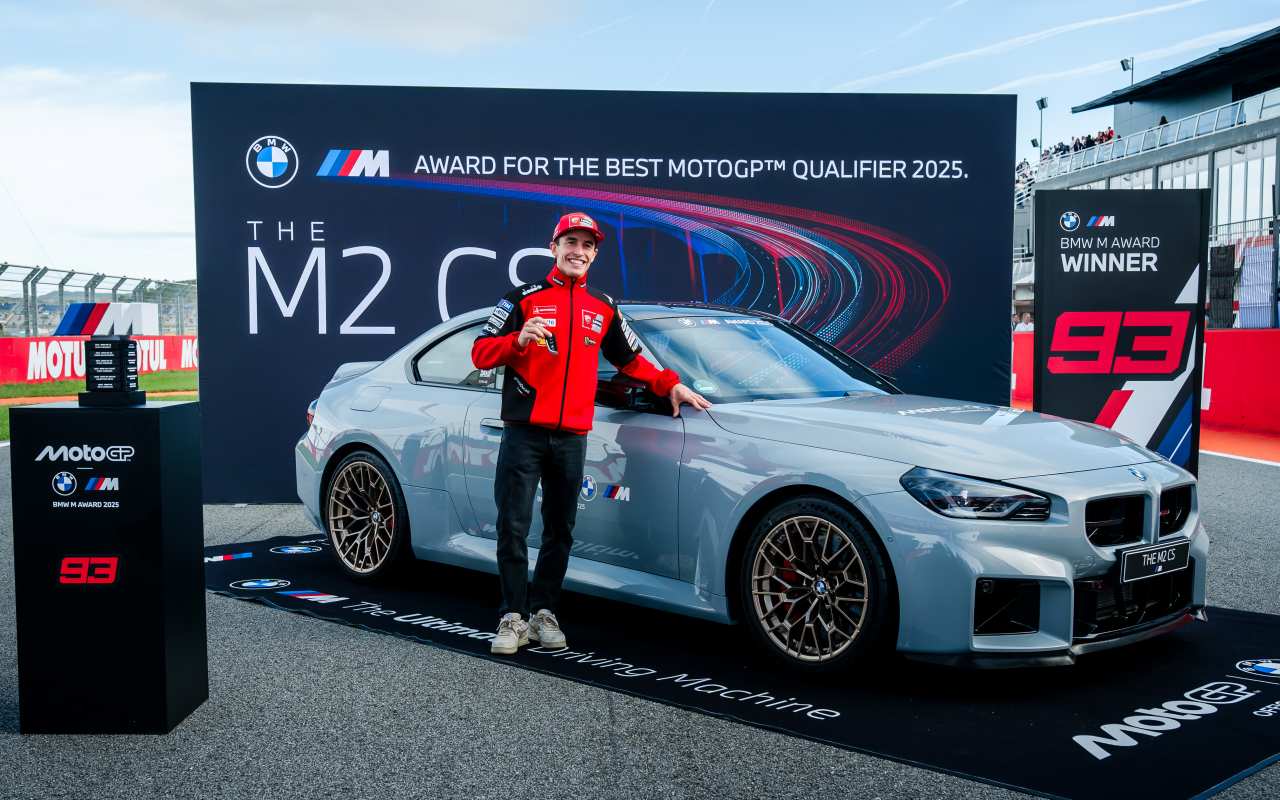 BMW M2 CS 2025: el premio de 530 CV para un Márquez de récord