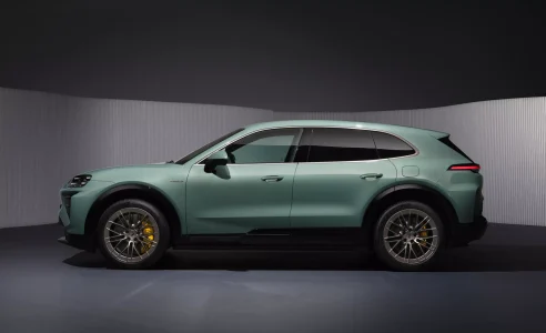 2026 porsche cayenne turbo electric 00011