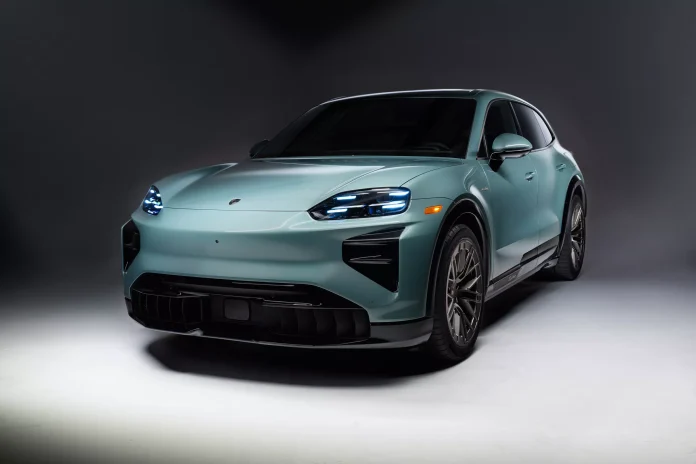 2026 porsche cayenne turbo electric 00027