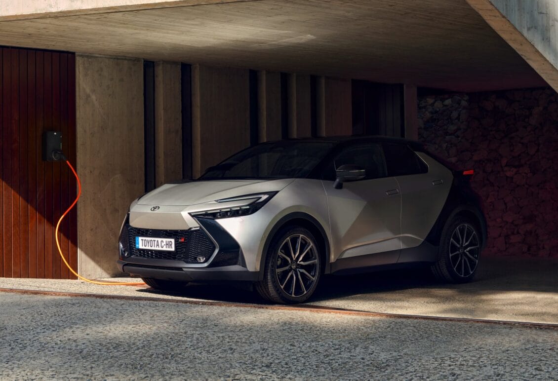 El que dominó el mercado europeo durante muchos años, derrocado: ya se venden más híbridos enchufables que coches diésel