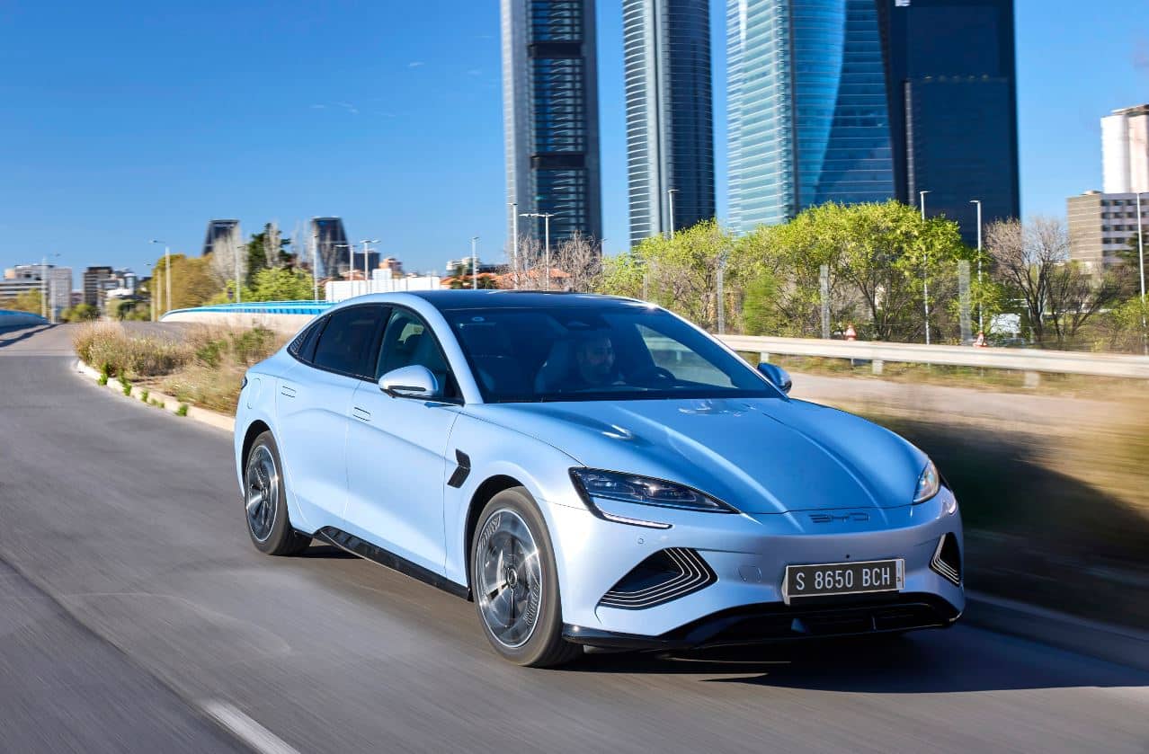 Las baterías Blade de BYD amplían su garantía a 250.000… y lo hacen incluso para los que ya compraron su vehículo