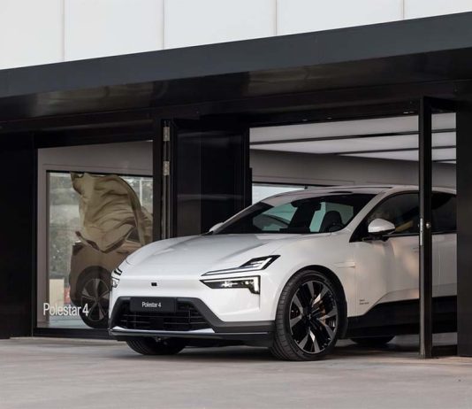El cambio de políticas por parte de algunos gobiernos está impulsando la demanda de coches de combustión y reduciendo la de eléctricos polestar4 primeras entregas