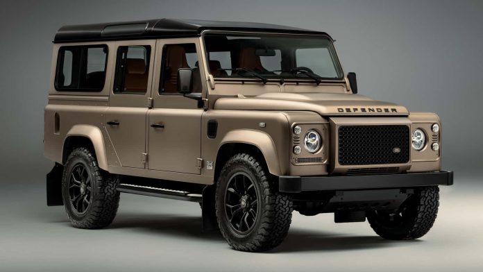 land rover classic defender with octa paint 11