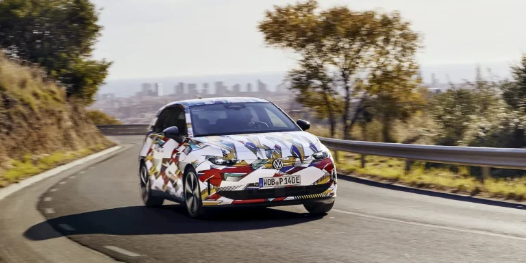El CEO de Volkswagen sentencia a los coches pequeños de combustión: no habrá un nuevo Polo de combustión
