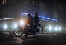 Que te vean a tiempo: elige una mochila reflectante para moto que te vean a tiempo 3