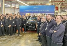 Jaguar cumple 90 años con un movimiento ya anunciado: han dejado de fabricar coches de combustión interna 605733326 1201364295463267 2878297605682214459 n