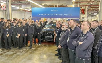 Jaguar cumple 90 años con un movimiento ya anunciado: han dejado de fabricar coches de combustión interna 605733326 1201364295463267 2878297605682214459 n
