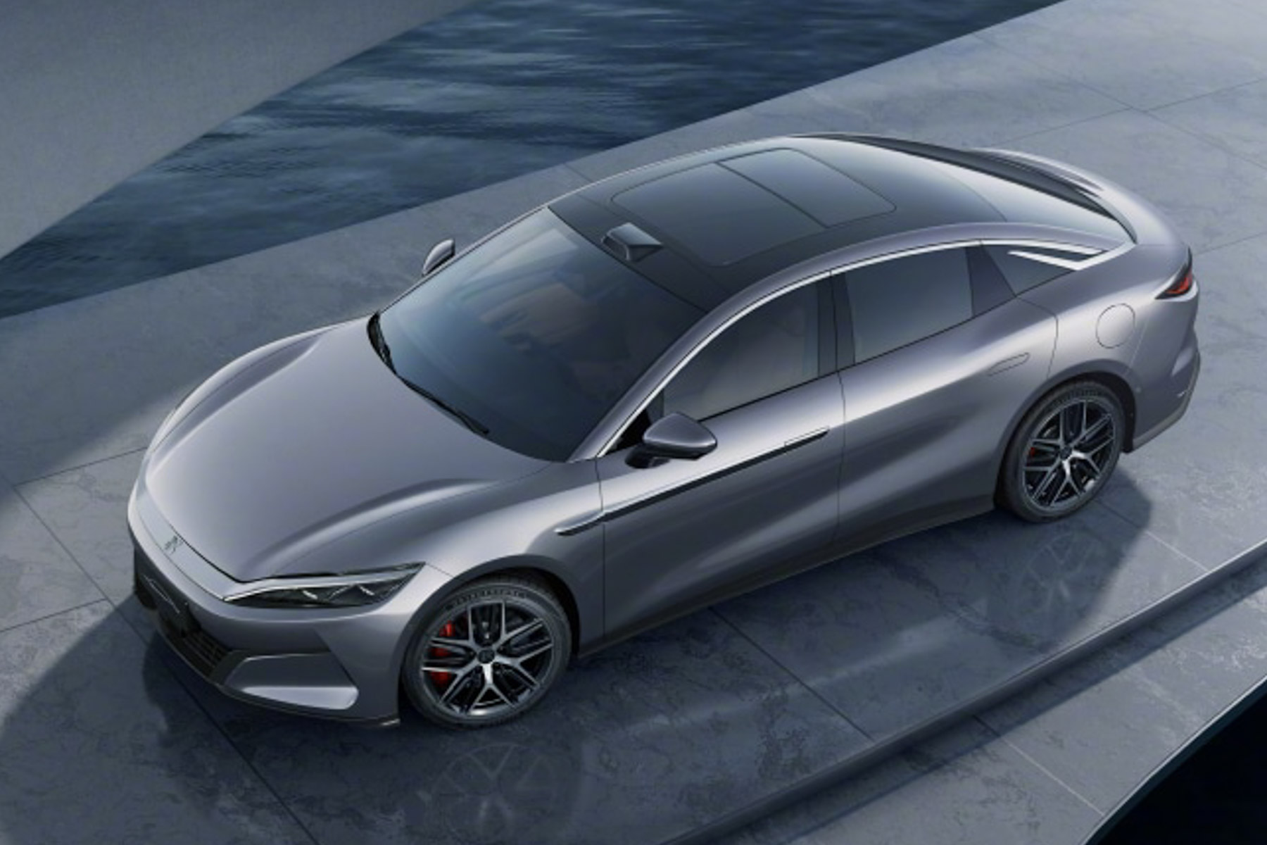 China obliga a los eléctricos a bajar a 15,1 kWh/100 km… y el resto del mundo nos beneficiaremos