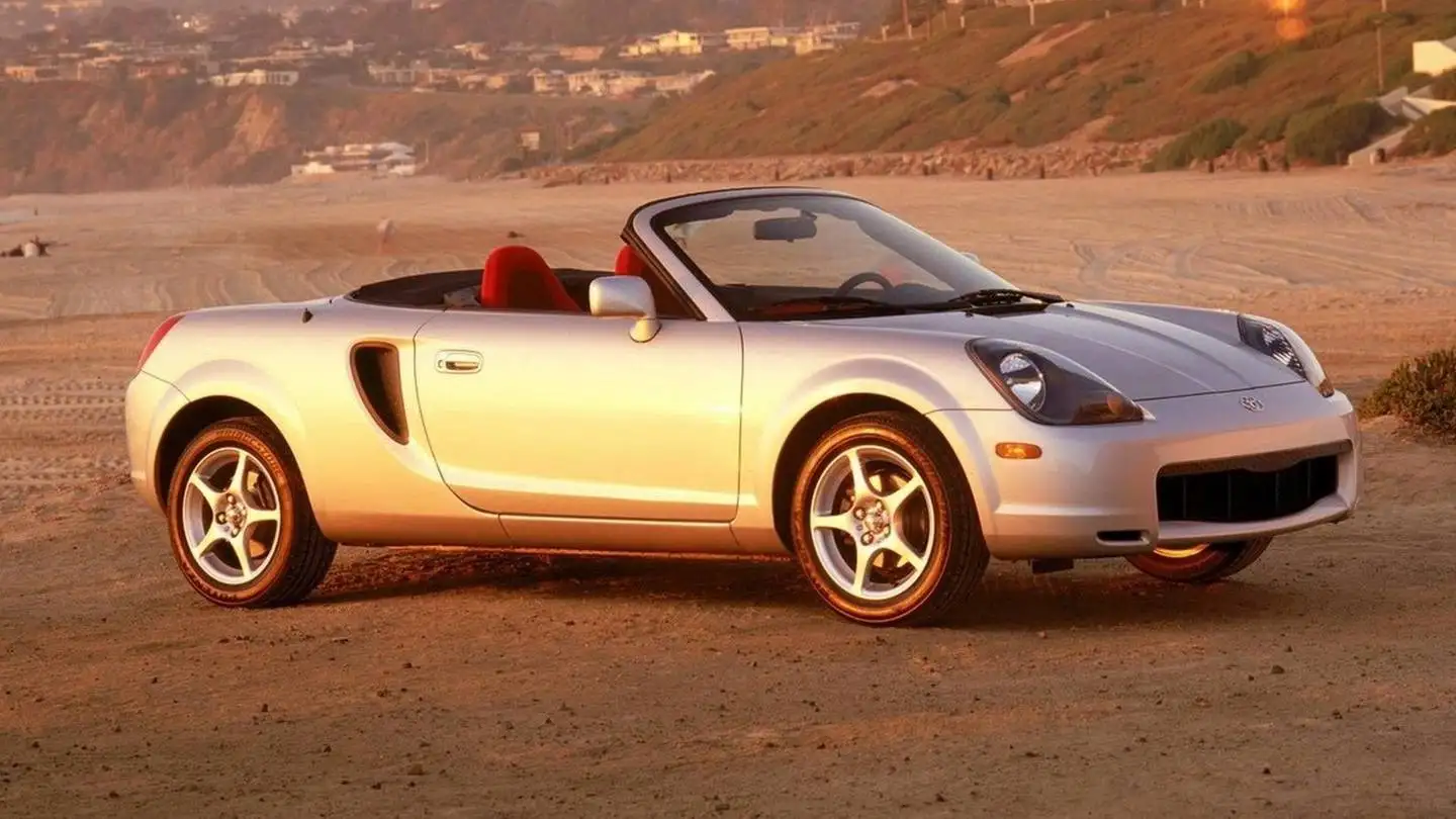 El misterioso deportivo de motor central de Akio Toyoda nos podría estar dando nuevas pistas sobre el nuevo Toyota MR2