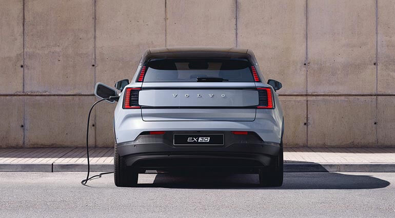 ev vol ex30 rear blackcircles sm