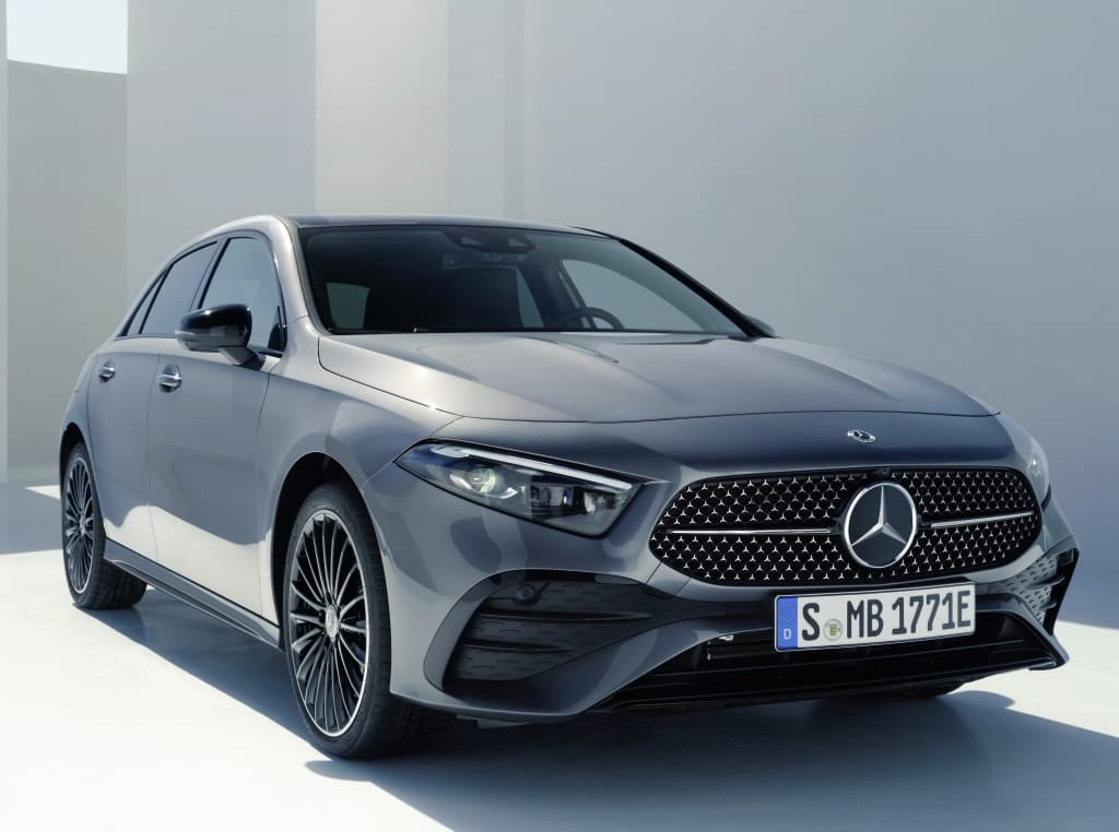 El Mercedes Clase A seguirá en el catálogo… pero hace las maletas para irse a otro país
