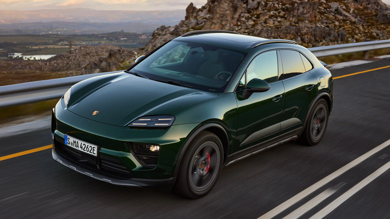 Porsche admite el error del Macan eléctrico y prepara un nuevo SUV térmico