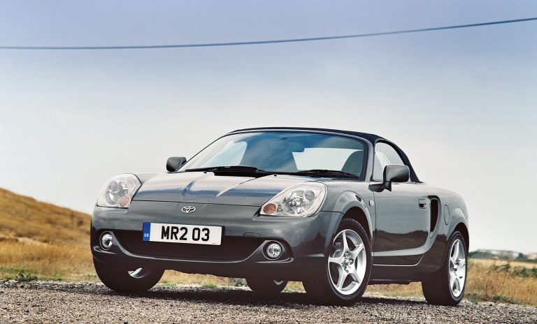 Toyota confirma su deportivo de motor central: 400 CV… pero vas a necesitar mucha paciencia