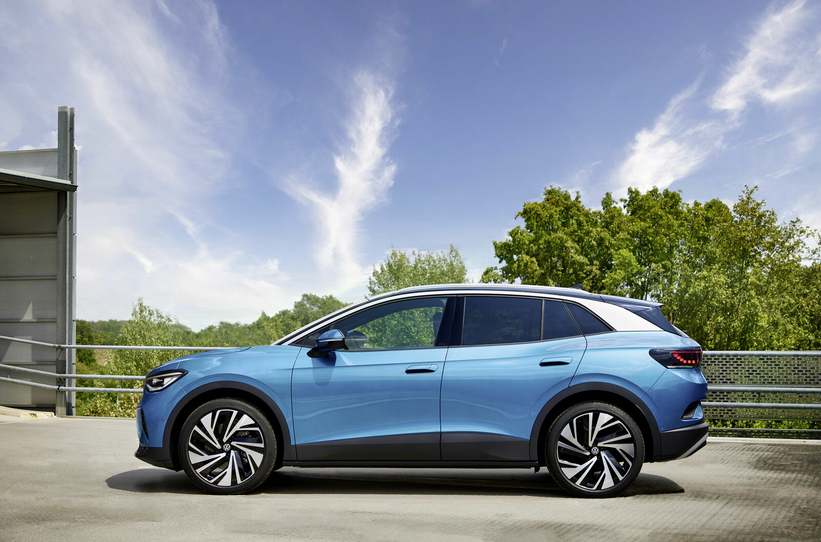 db2023au00850 web 1600