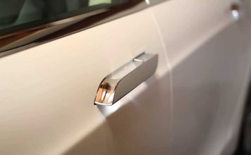 Es oficial: China prohíbe estos famosos tiradores de puerta en los coches eléctricos… y te acabará afectando a ti también maxresdefault 4