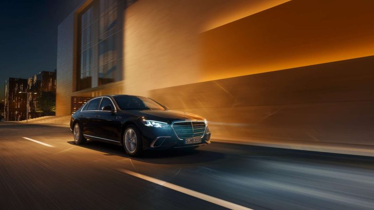 Mercedes S 680 Guard 2026: el búnker de lujo con motor V12 y 612 CV