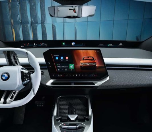 bmw ix3 interni e bagagliaio