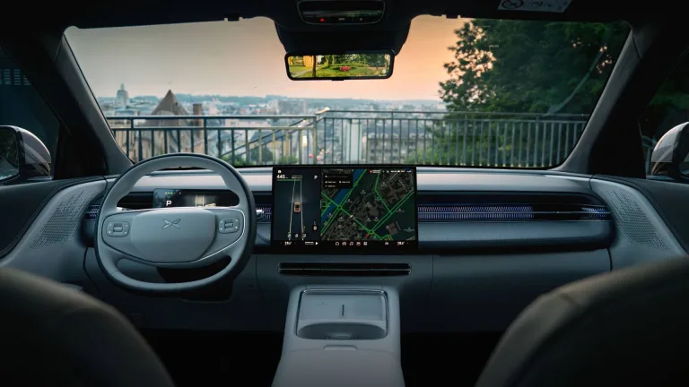 El fin de la era Tesla: Por qué China va a obligar a todas las marcas a «volver al pasado»