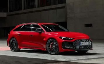 Pesa varios cientos de kg más que el RS4, pero Audi asegura que el nuevo RS5 híbrido se siente ‘ágil y ligero’ Pesa varios cientos de kg más que el RS4, pero Audi asegura que el nuevo RS5 híbrido se siente ‘ágil y ligero’
