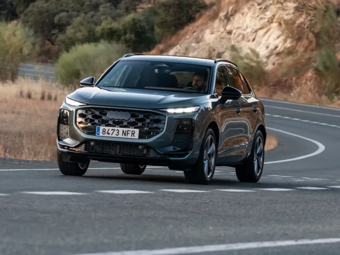 Más de 900 km de autonomía: así es el nuevo Audi Q3 con motor TDI de 193 CV