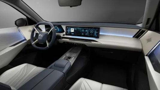 Nuevo DS Nº7: el SUV premium crece y alcanza 740 km de autonomía