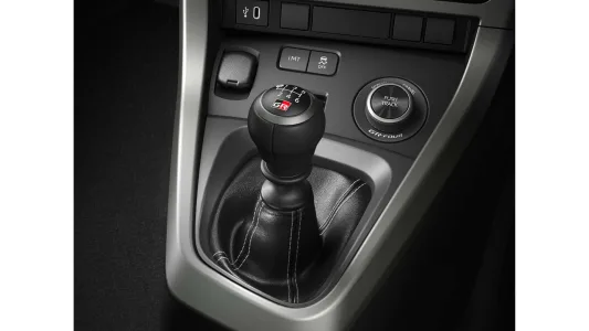 Nacido en los rallys y con 280 CV: el pequeño deportivo de Toyota evoluciona buscando la perfección al volante