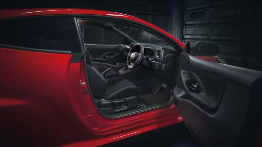 Nacido en los rallys y con 280 CV: el pequeño deportivo de Toyota evoluciona buscando la perfección al volante