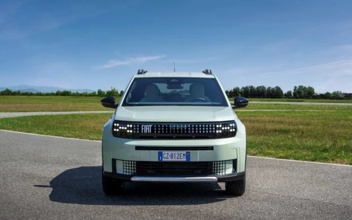 Abarth se plantea volver a la gasolina con un Grande Panda híbrido