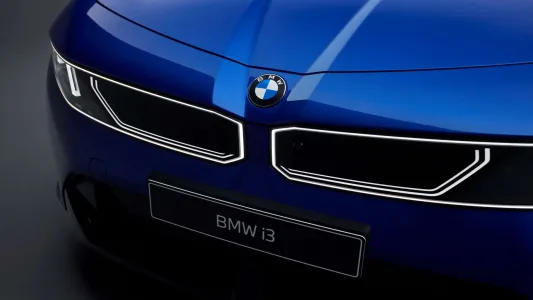 BMW-i3-electrico-sedan-9
