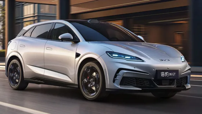 BYD Seal 06 GT: compacto deportivo que carga en nueve minutos… y que tiene un precio de risa