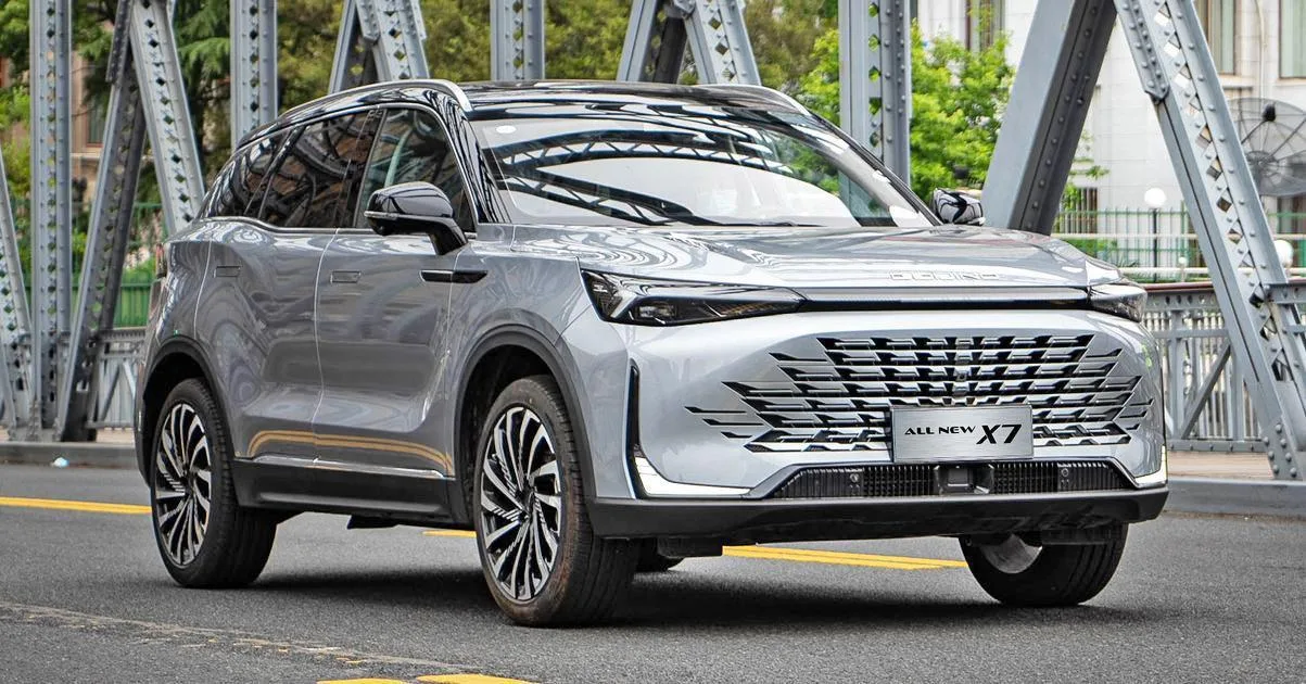 Mide 4,7 metros y tiene 177 CV, pero este nuevo SUV llega a España costando 11.000 euros menos que un Kodiaq