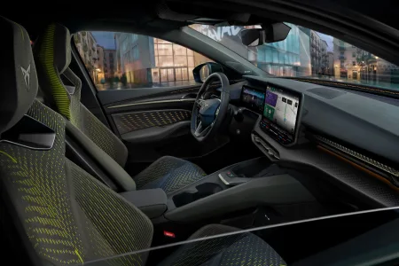 Así es el CUPRA más barato: desde 26.000 euros (antes de ayudas) y con hasta 450 km de autonomía