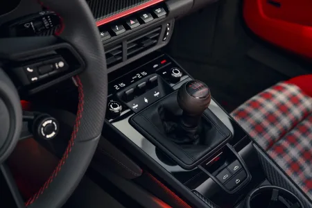 La locura de Porsche: un 911 GT3 Cabrio manual que enfurecerá a los puristas