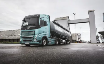 Volvo deja obsoleto el diésel en sus camiones con el FH Aero Electric y su espectacular autonomía Volvo deja obsoleto el diésel en sus camiones con el FH Aero Electric y su espectacular autonomía