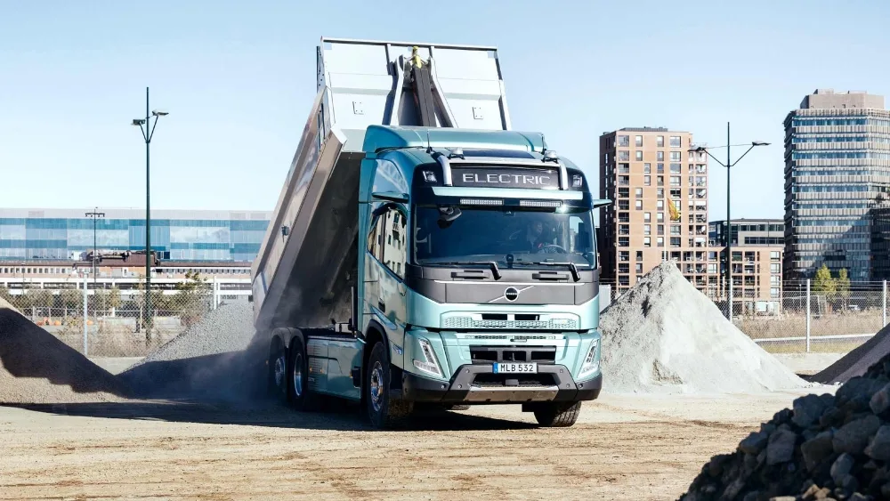 Volvo deja obsoleto el diésel en sus camiones con el FH Aero Electric y su espectacular autonomía